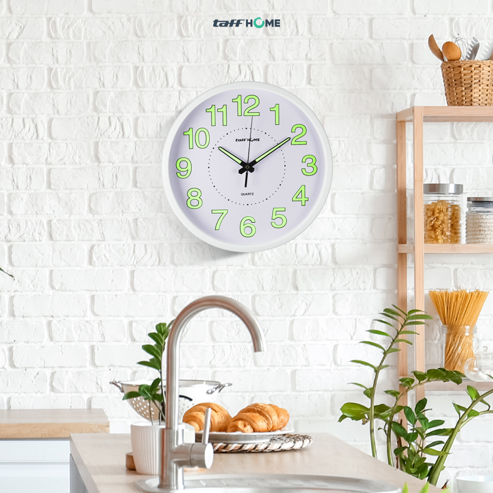 Gambar produk TaffHOME Jam Dinding Bulat Quartz Luminous Glow in The Dark 30cm MDB4