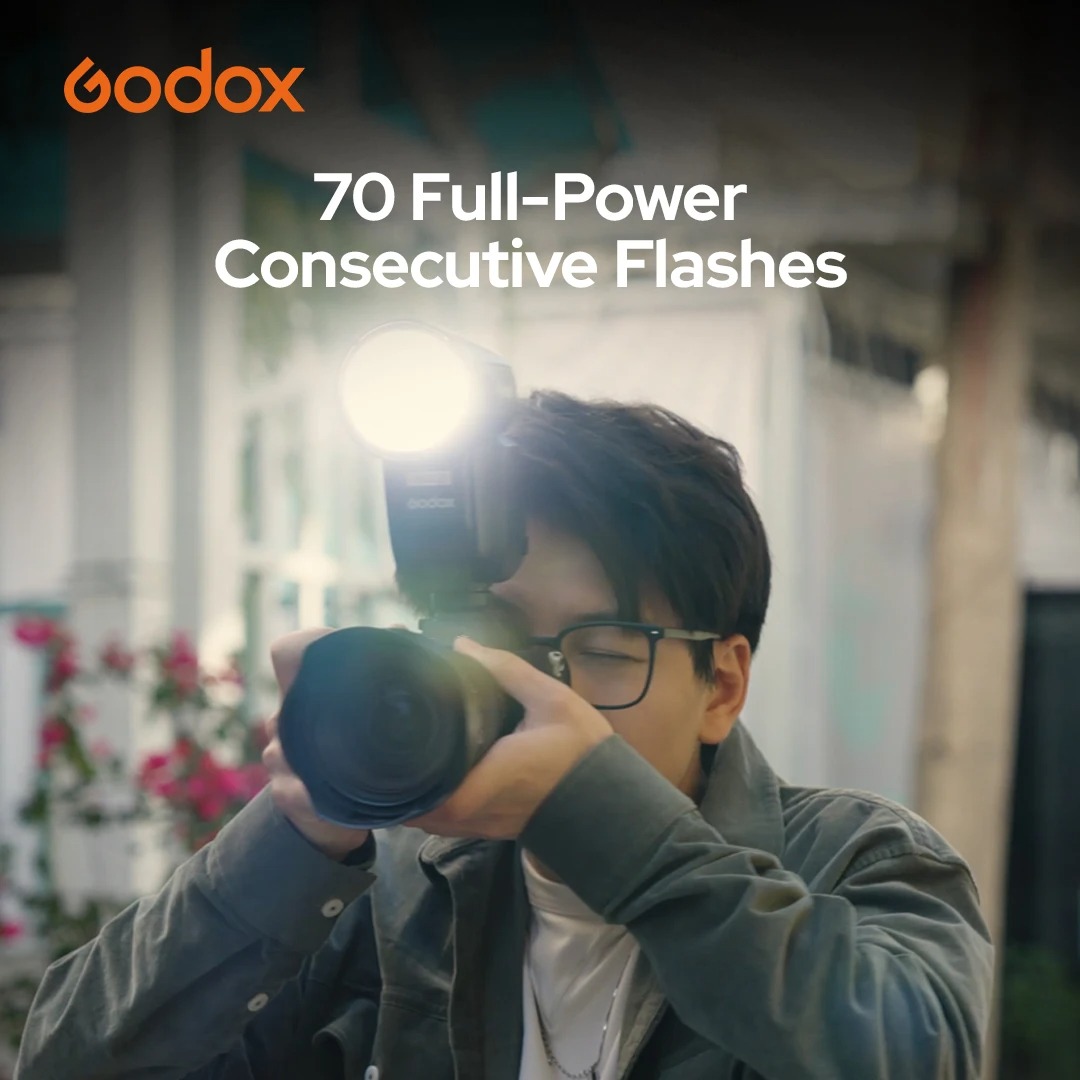 Godox Flash Camera Wireless Touchscreen Global Shutter 100Ws for Sony - V100S Gambar produk Godox Flash Camera Wireless Touchscreen Global Shutter 100Ws for Sony - V100S