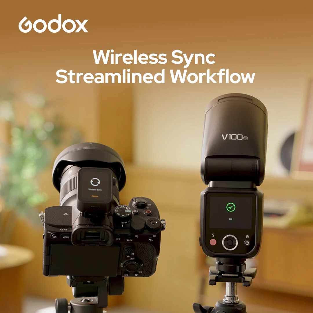 Godox Flash Camera Wireless Touchscreen Global Shutter 100Ws for Sony - V100S Gambar produk Godox Flash Camera Wireless Touchscreen Global Shutter 100Ws for Sony - V100S