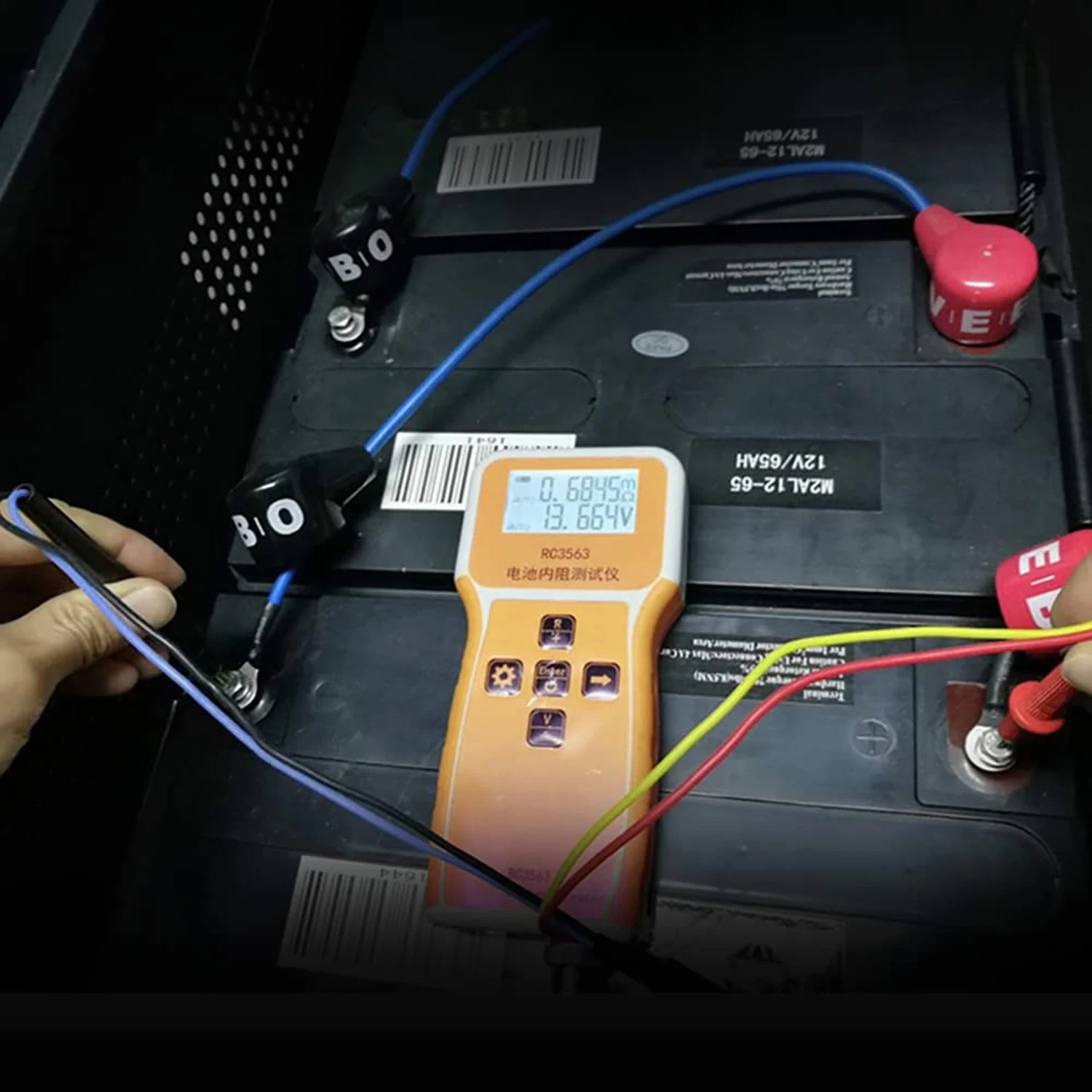 RUIBOZHI Tester Baterai Aki Battery Internal Resistance Meter 1000mAh - RC3563 Gambar produk RUIBOZHI Tester Baterai Aki Battery Internal Resistance Meter 1000mAh - RC3563
