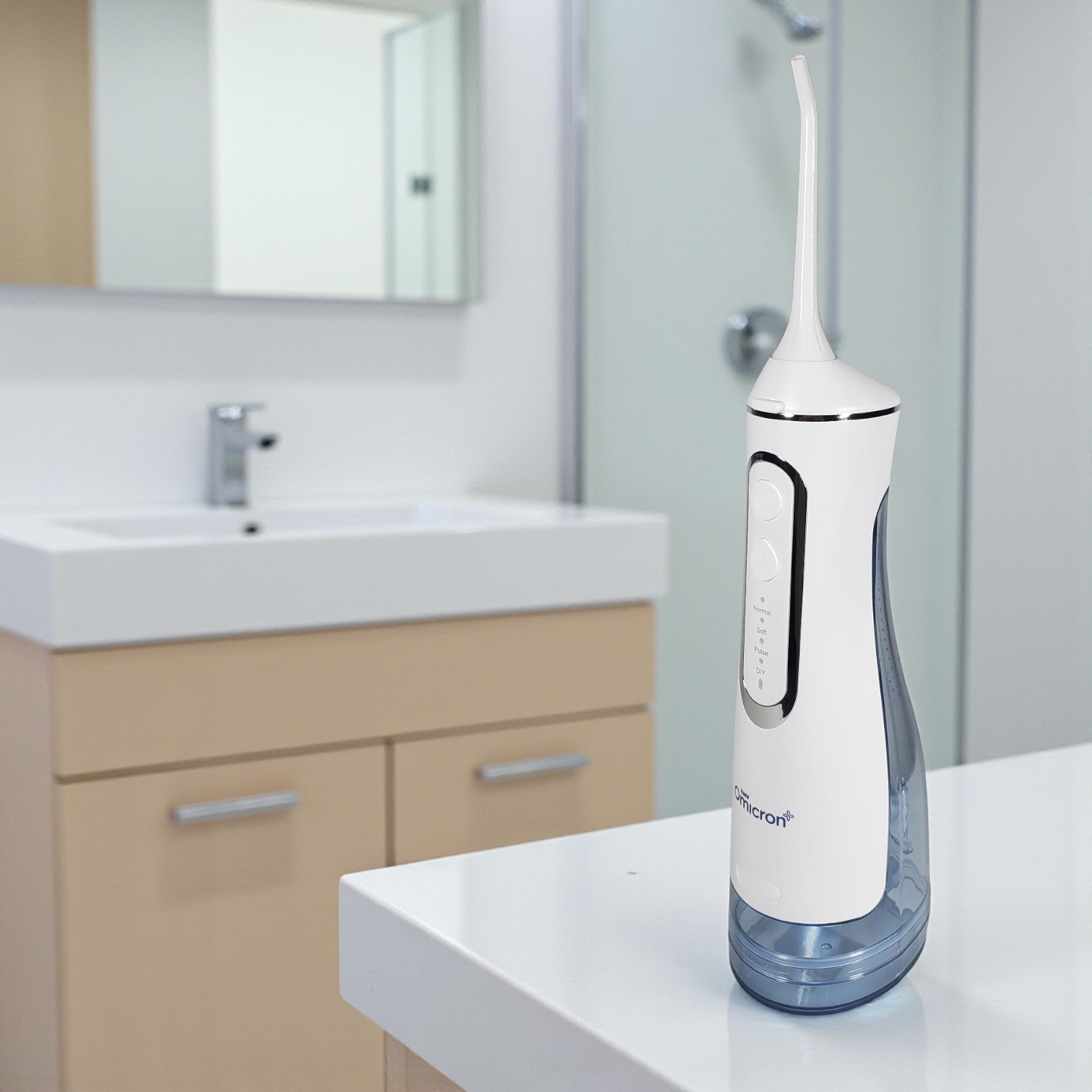 TaffOmicron Water Flosser Dental Irrigator Pembersih Karang Gigi 320ml - BV-612 Gambar produk TaffOmicron Water Flosser Dental Irrigator Pembersih Karang Gigi 320ml - BV-612