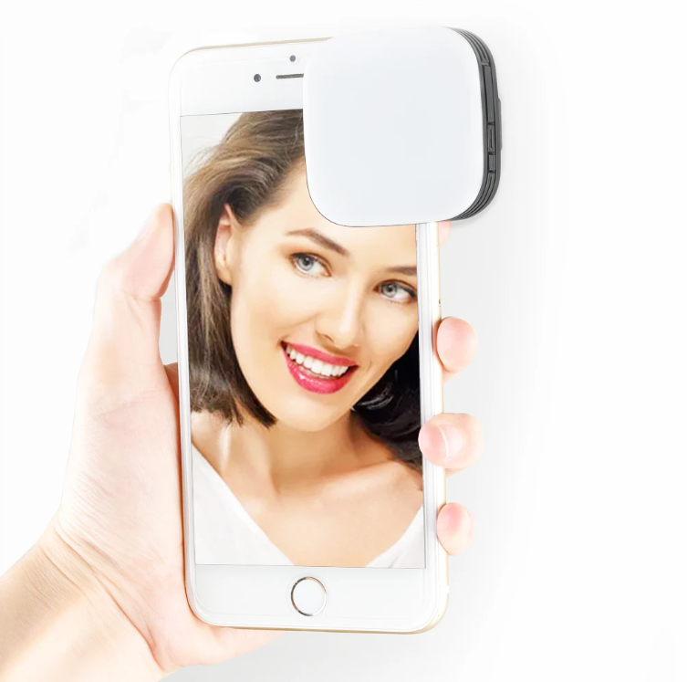 Gambar produk Godox Lampu Smartphone Mini Portable Flashlight 32 LED 1.4W 300mAh - M32