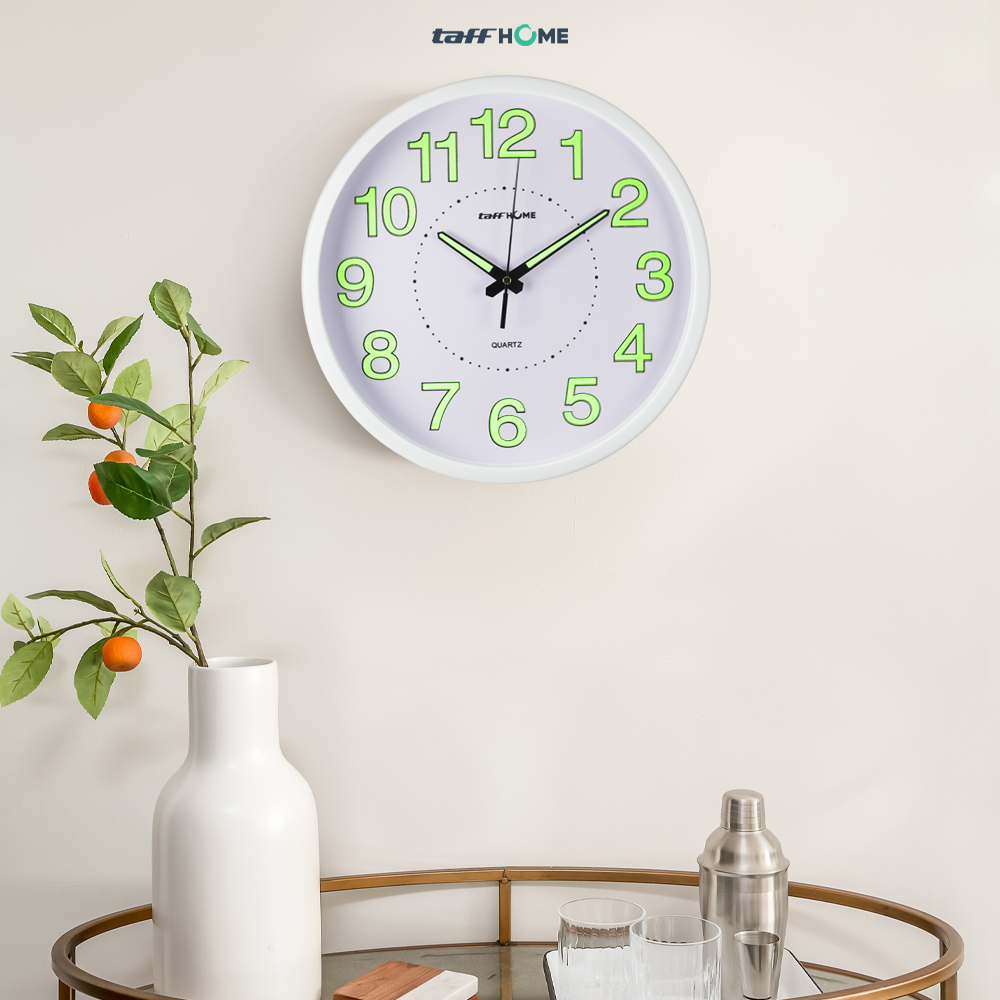 Gambar produk TaffHOME Jam Dinding Bulat Quartz Luminous Glow in The Dark 30cm MDB4