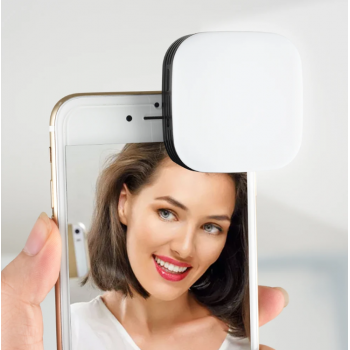 Gambar produk Godox Lampu Smartphone Mini Portable Flashlight 32 LED 1.4W 300mAh - M32
