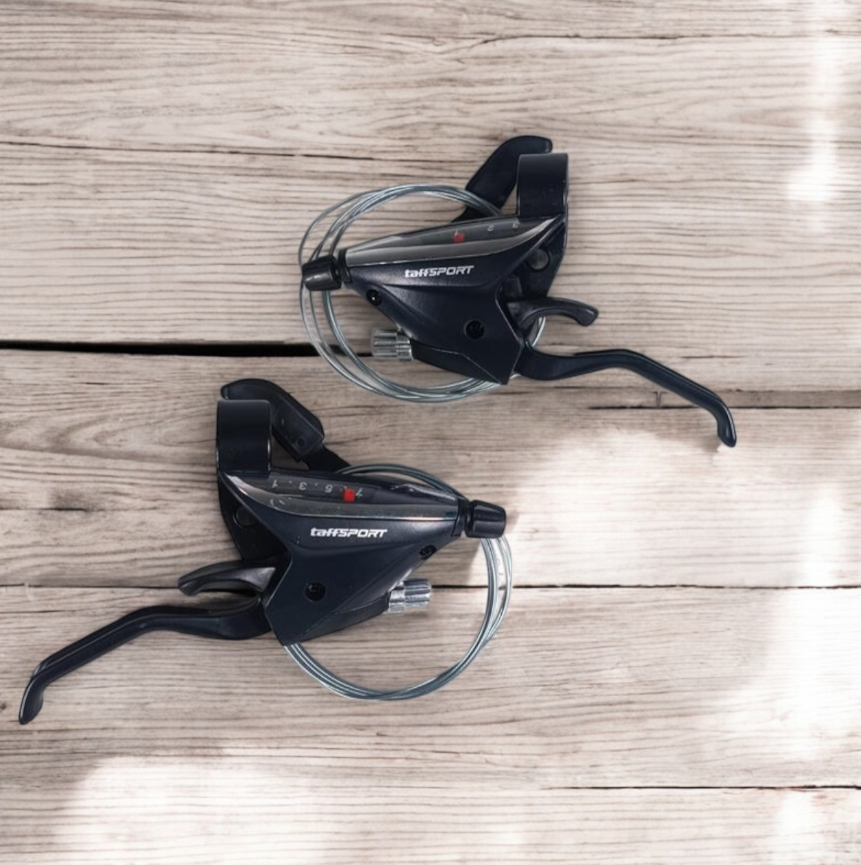 TaffSPORT Mezzo Shifter Handle Brake Rem Sepeda 2 PCS 7 Speed - ST-EF65 Gambar produk TaffSPORT Mezzo Shifter Handle Brake Rem Sepeda 2 PCS 7 Speed - ST-EF65