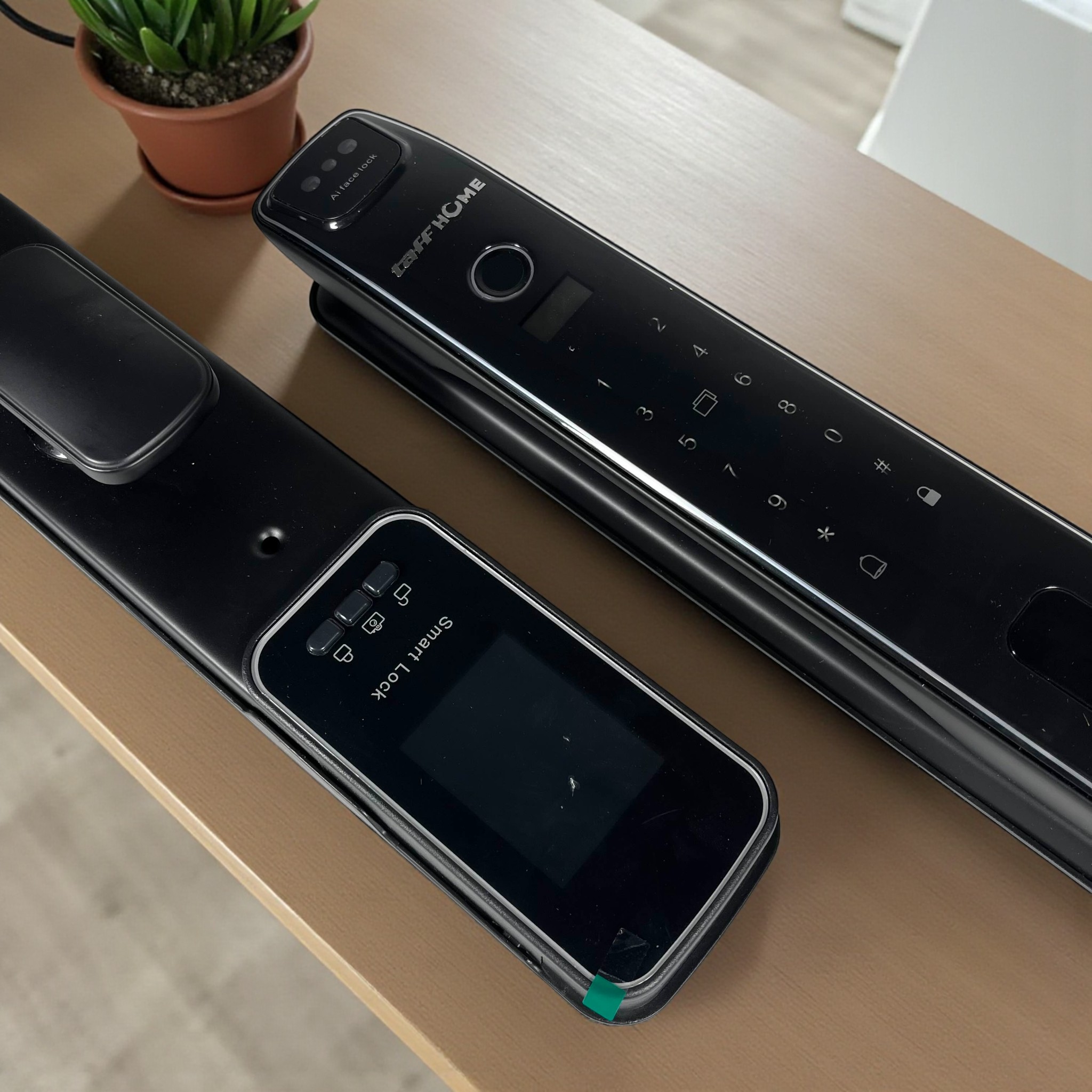 Gambar produk TaffHOME Smart Door Lock Fingerprint Face Recognition Password Tuya - 5S