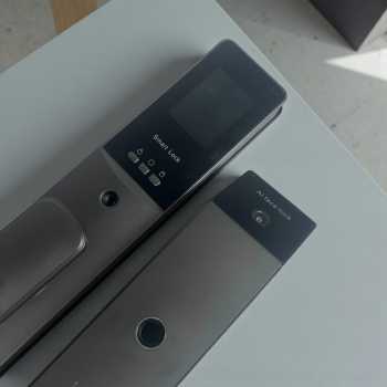 ALOY-X Smart Door Lock Fingerprint Password Card Digital Display Tuya - CS18 Gambar produk ALOY-X Smart Door Lock Fingerprint Password Card Digital Display Tuya - CS18