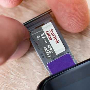 Gambar produk SanDisk Ultra microSDHC/SDXC UHS-I Class 10 100MB/s 32GB - SDSQUNR
