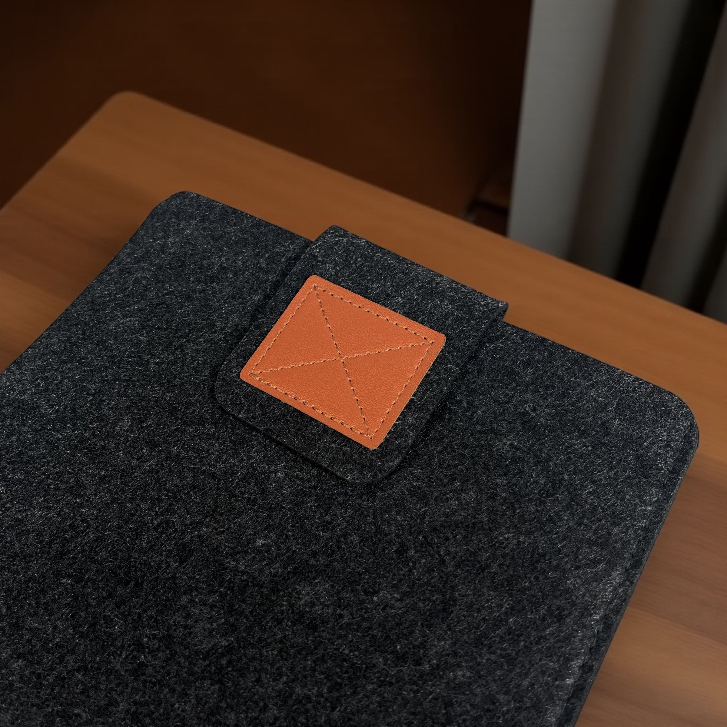 Gambar produk Rhodey Sleeve Case Laptop Felt 11 Inch - DA98