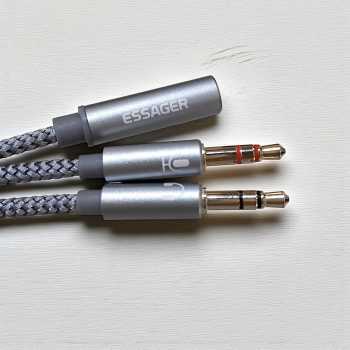 Gambar produk ESSAGER Splitter Audio Jack 3.5mm Female to Dual Male Headphone - EYPS35-TLB0G