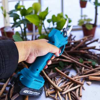 Gambar produk Taffware Gunting Taman Elektrik Pruning Shear Scissors 48Vf 1500mAh - VIO48