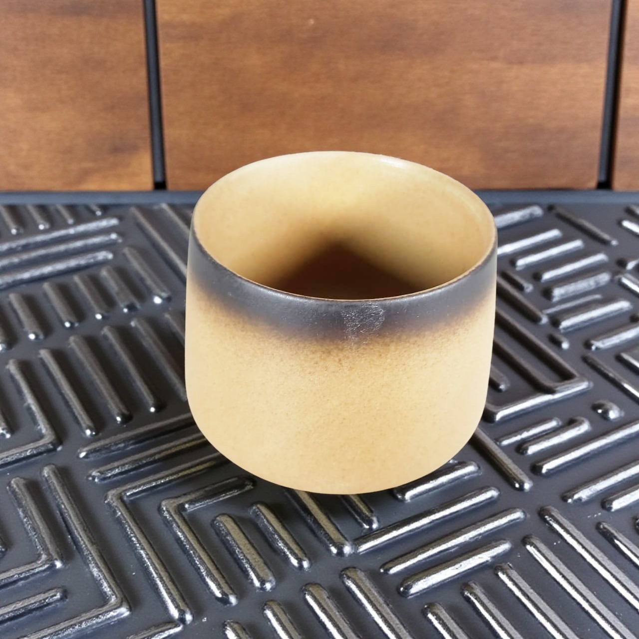 FLAMBE Gelas Keramik Kopi Teh Vintage Japanese Style Ceramic Cup 200ml - FB014 Gambar produk FLAMBE Gelas Keramik Kopi Teh Vintage Japanese Style Ceramic Cup 200ml - FB014