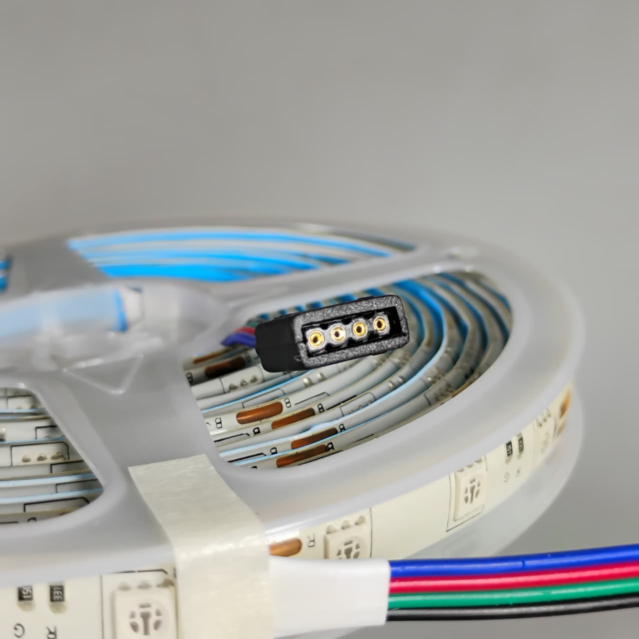 Lampu LED Strip RGB Light Flexible SMD 5050 5M with Remote Gambar produk Lampu LED Strip RGB Light Flexible SMD 5050 5M with Remote