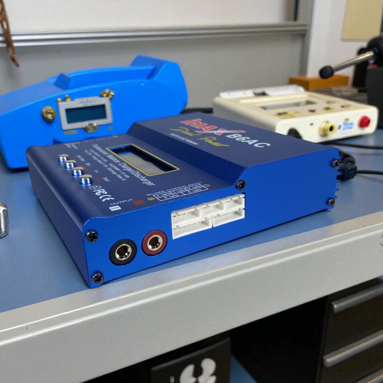 IMAX Charger Baterai LiPo Li-Ion NiMH dengan AC Adapter Integrated - B6AC Gambar produk IMAX Charger Baterai LiPo Li-Ion NiMH dengan AC Adapter Integrated - B6AC