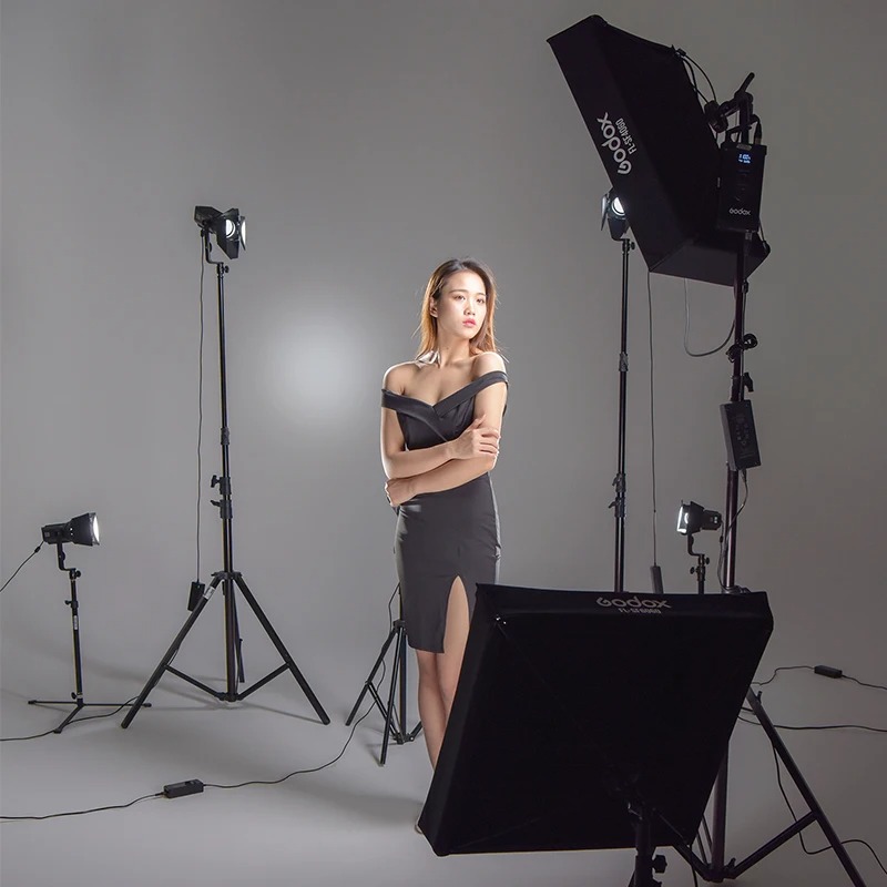 Gambar produk Godox Lampu Flexible LED Light 3300-5600K Wireless Control 150W - FL150S