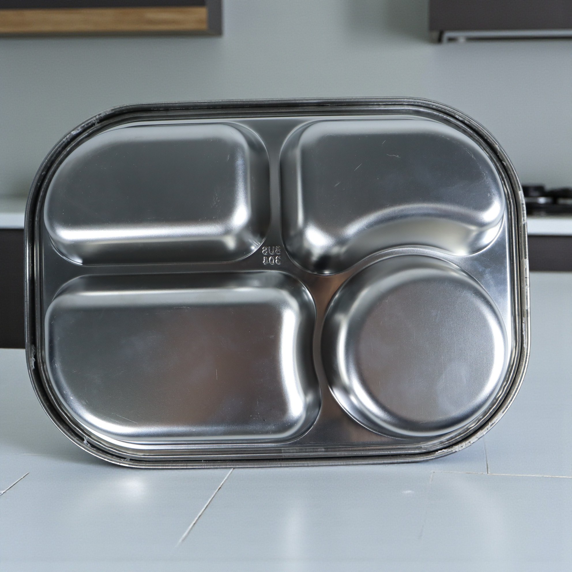 Gambar produk WIMPY Piring Makan Stainless Steel 304 Tray Fast Food 4 Grid - W-005
