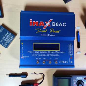 IMAX Charger Baterai LiPo Li-Ion NiMH dengan AC Adapter Integrated - B6AC Gambar produk IMAX Charger Baterai LiPo Li-Ion NiMH dengan AC Adapter Integrated - B6AC