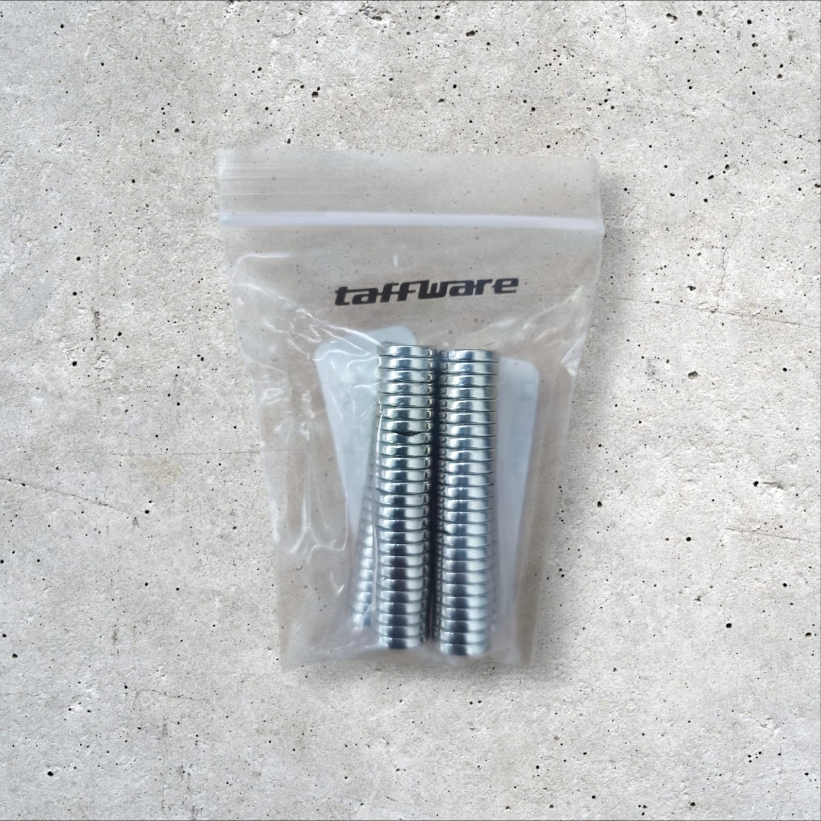 Gambar produk Taffware Magnet Bulat Powerful Neodymium NdFeB N25 8x1.7mm 100 PCS - YN35