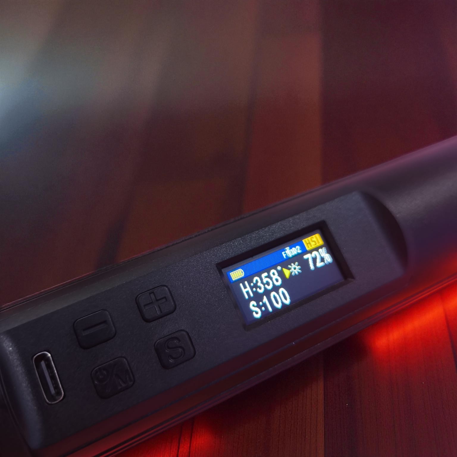 Gambar produk LIYADI Lampu Studio Tube Light Stick Magnetic RGBW OLED 5200mAh 12W - LM42
