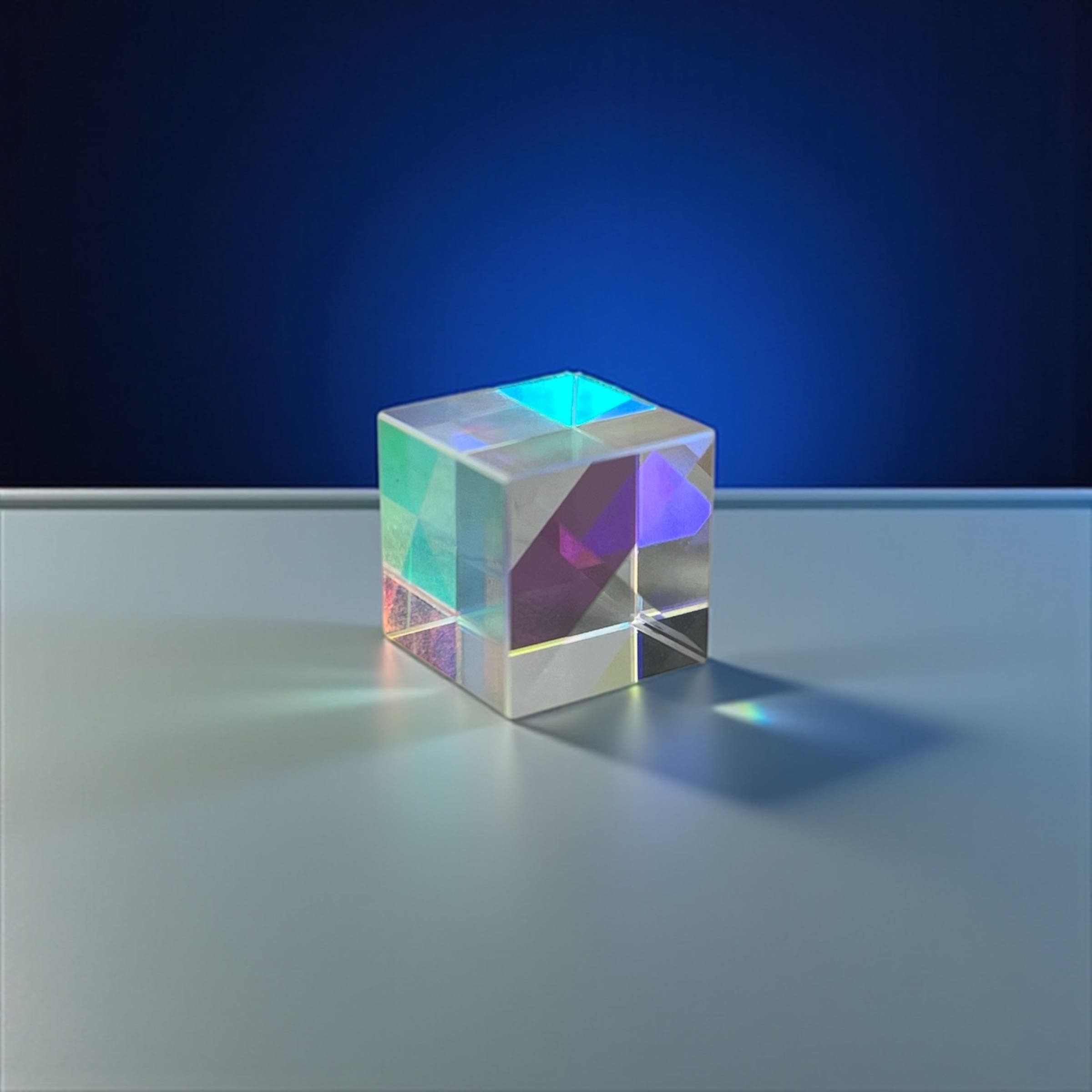 VAHIGCY Kaca Optik Dekorasi Prisma Six Sided Bright Light Cube 12.7mm - VAH12 Gambar produk VAHIGCY Kaca Optik Dekorasi Prisma Six Sided Bright Light Cube 12.7mm - VAH12