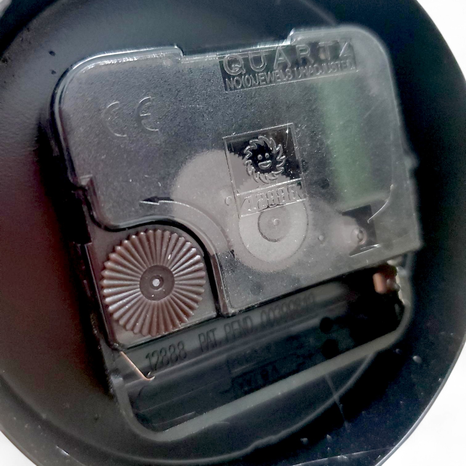 Gambar produk Meigar Jam Dinding Bulat Quartz Creative Model Vintage 60cm - H68