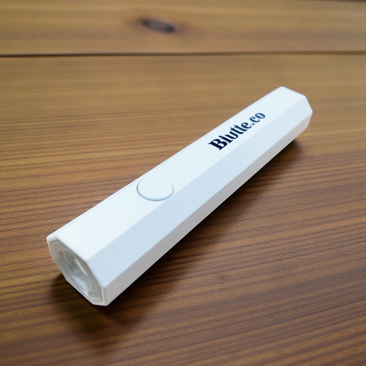 Biutte.co Pengering Kutek Mini Portable UV Nail Lamp 180mAh - CN598 Gambar produk Biutte.co Pengering Kutek Mini Portable UV Nail Lamp 180mAh - CN598