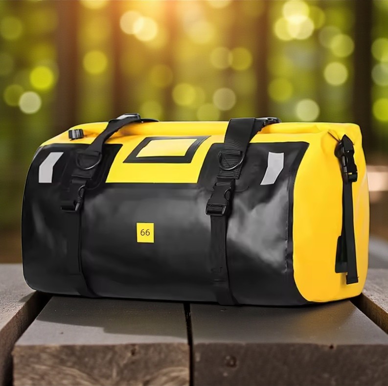 CHINK Tas Motor Touring Back Seat Tail Pannier Bag Waterproof PVC 66L - CH03 Gambar produk CHINK Tas Motor Touring Back Seat Tail Pannier Bag Waterproof PVC 66L - CH03