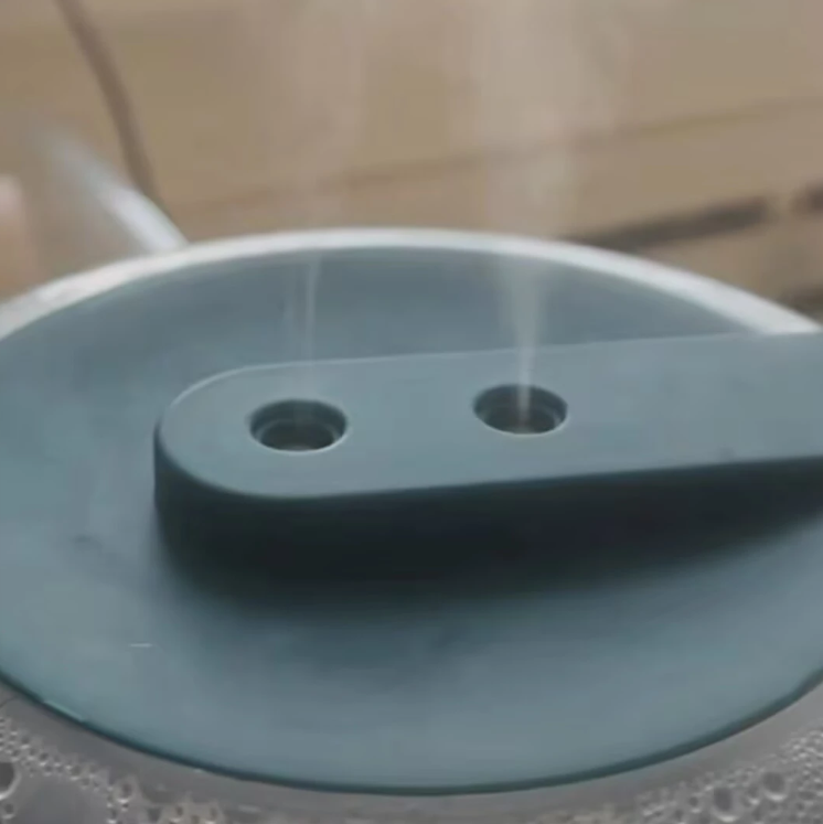 HOMEFISH Air Humidifier Double Spray Diffuser Essential Oil 1300ml - JOM1 Gambar produk HOMEFISH Air Humidifier Double Spray Diffuser Essential Oil 1300ml - JOM1