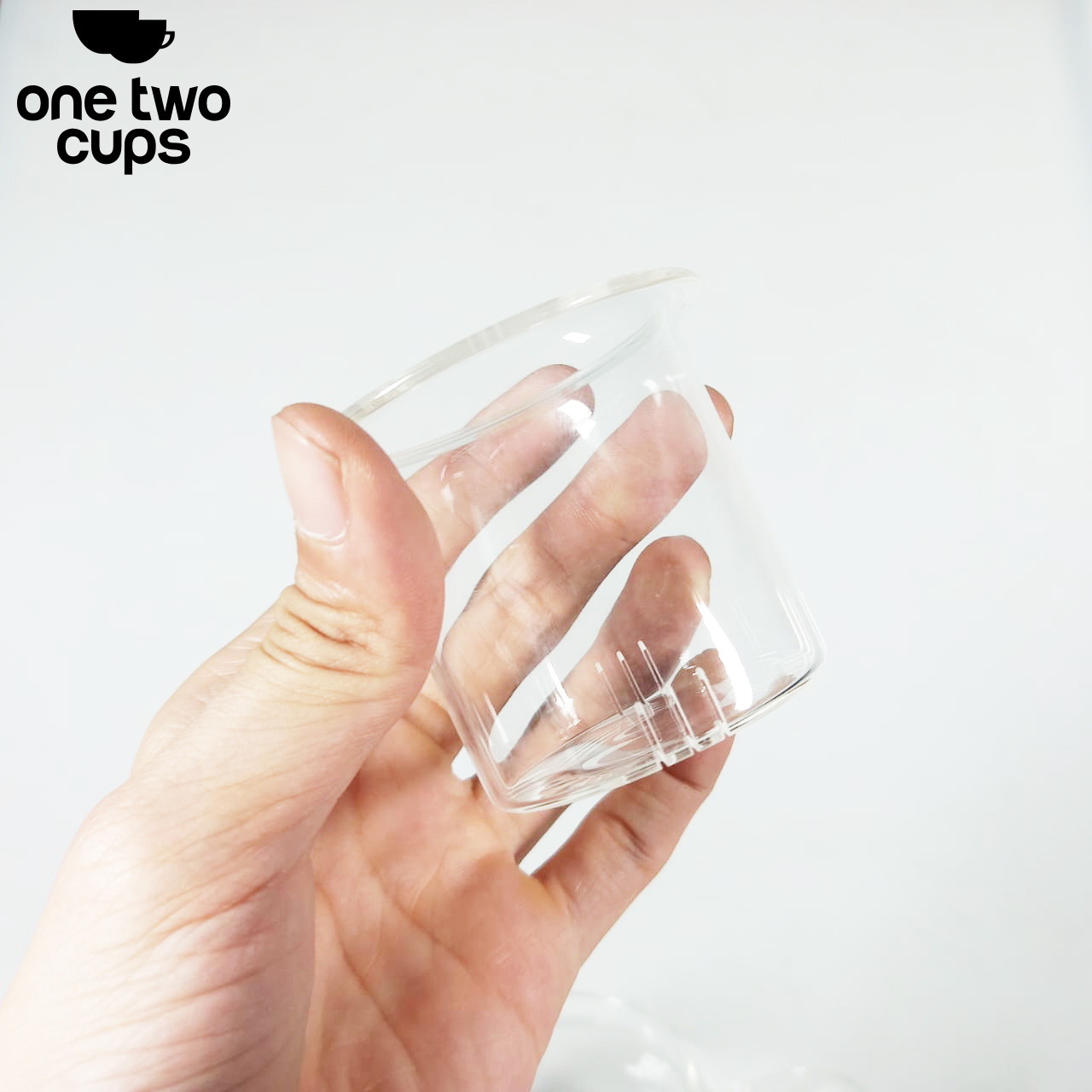 One Two Cups Teko Teh Kaca Saringan Tahan Panas Japanese Style Teapot 400ml - 8CV101 Gambar produk One Two Cups Teko Teh Kaca Saringan Tahan Panas Japanese Style Teapot 400ml - 8CV101