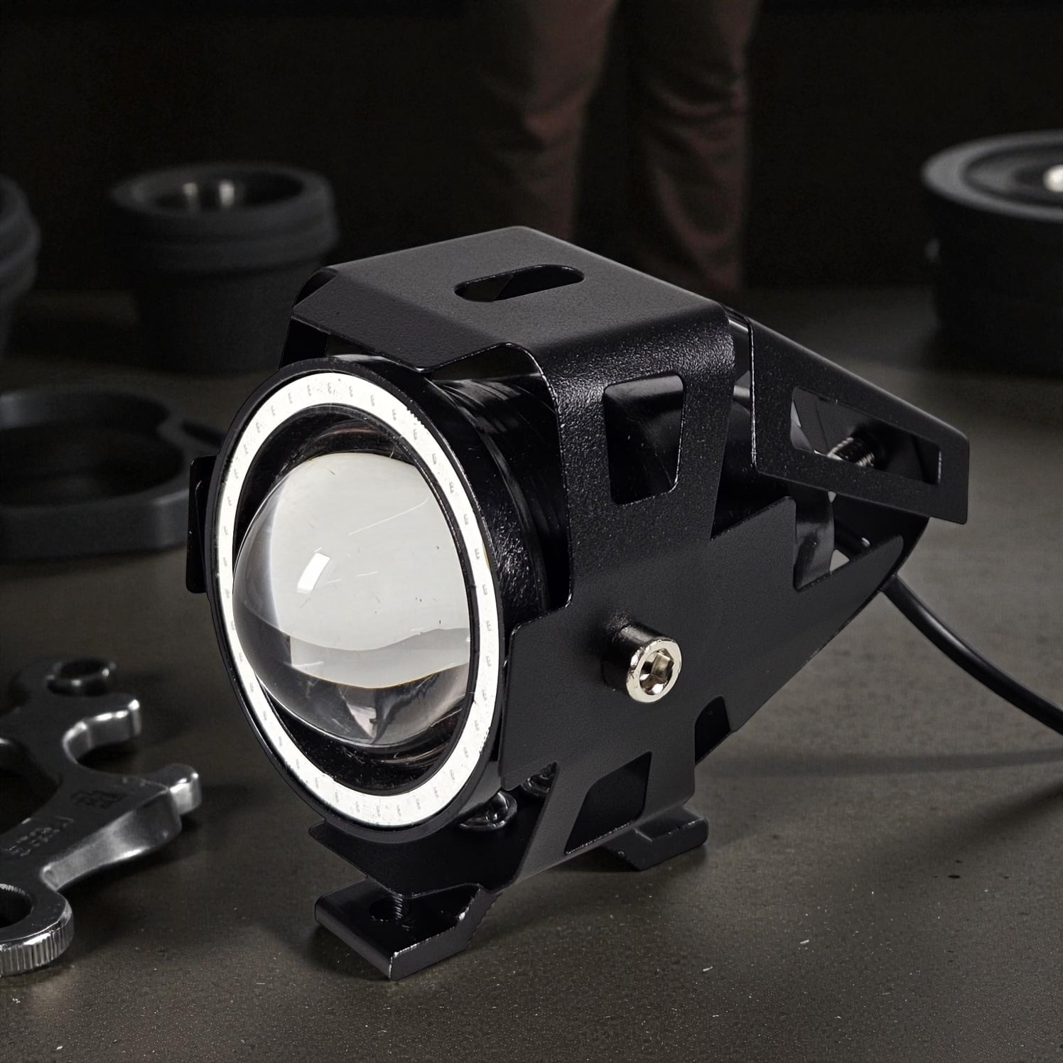 Gambar produk KONTROL Lampu Tembak Motor Transformer LED IP65 Cool White 8W - U7