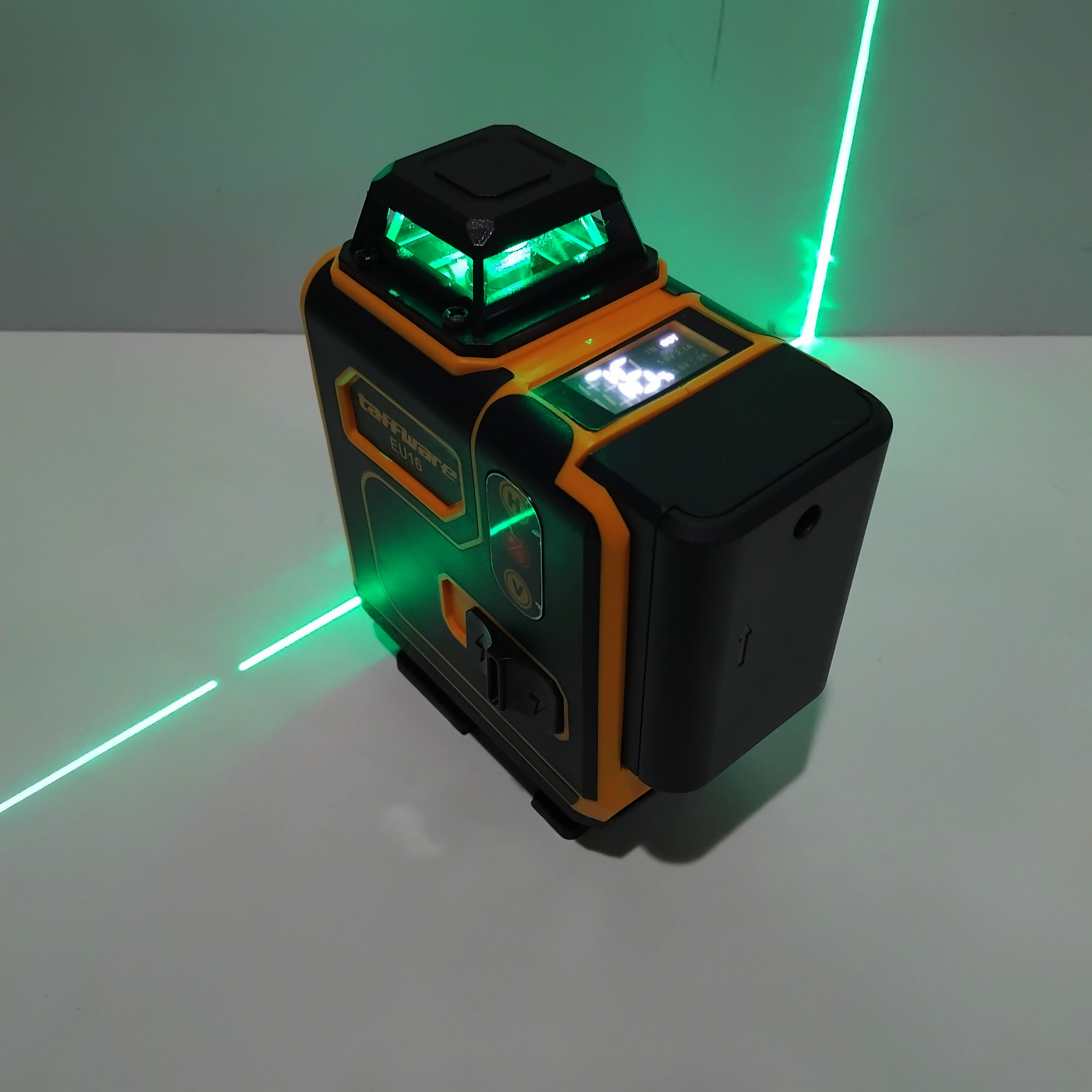 Taffware Laser Level Green Beam 16 Lines 4D Leveling Ground and Wall - EU16 Gambar produk Taffware Laser Level Green Beam 16 Lines 4D Leveling Ground and Wall - EU16