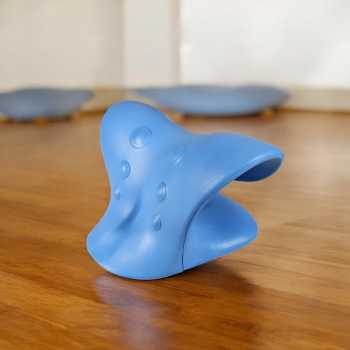 lpcbec Alat Relaksasi Leher Tulang Belakang Neck Pillow Relieve Pain - IPC22