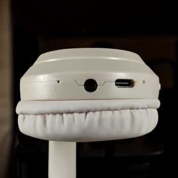 Gambar produk NEWSNR Headphone Foldable Bluetooth 5.1 Noise Reduction TF AUX 150mAh - DR-58