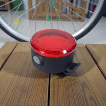 Gambar produk BUCKLES Lampu Sepeda Depan Belakang LED Rechargeable Waterproof 400mAh - VL-75