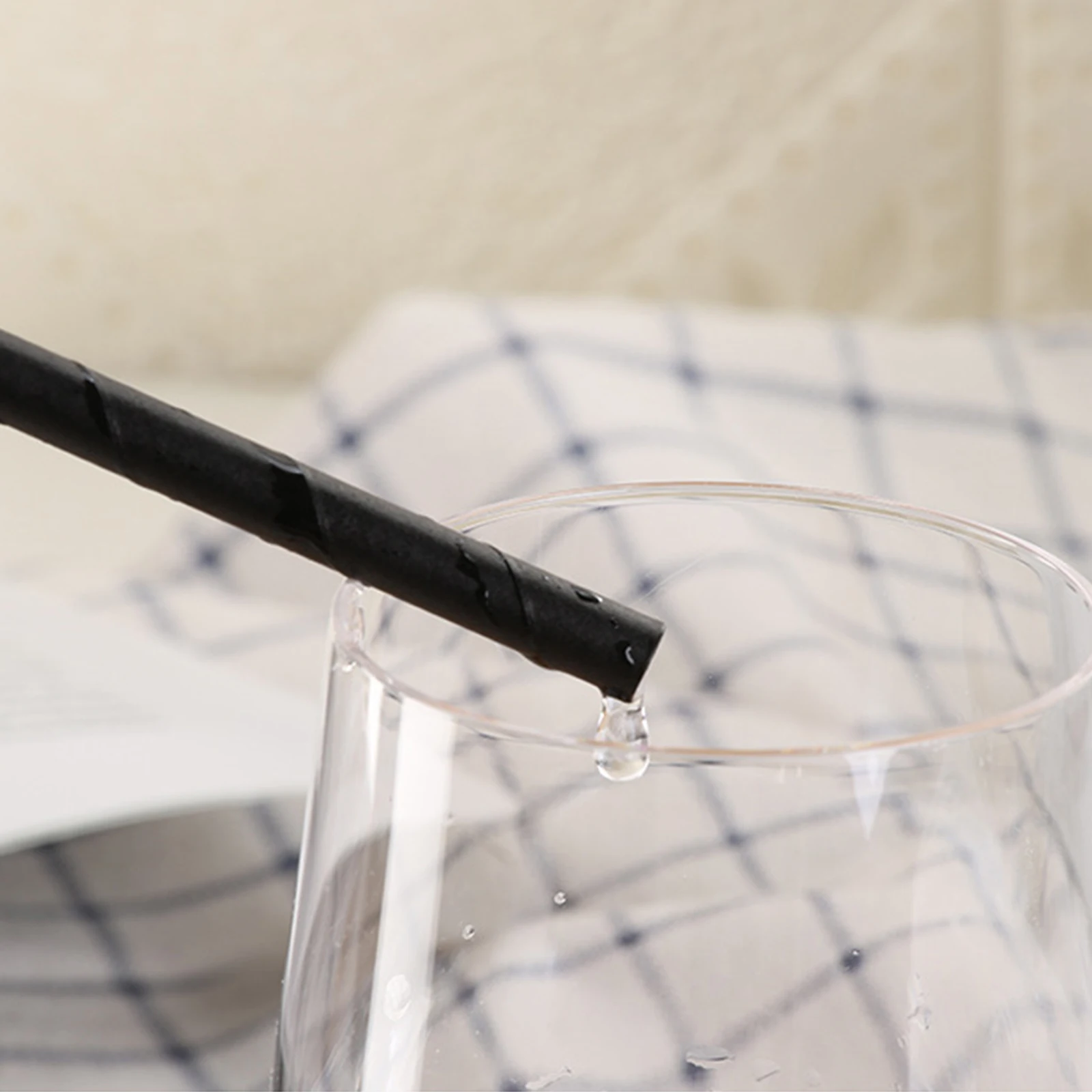 Gambar produk ALO Sedotan Kertas 3 Lapis Disposable Paper Straws 10x197mm 100 PCS - A10