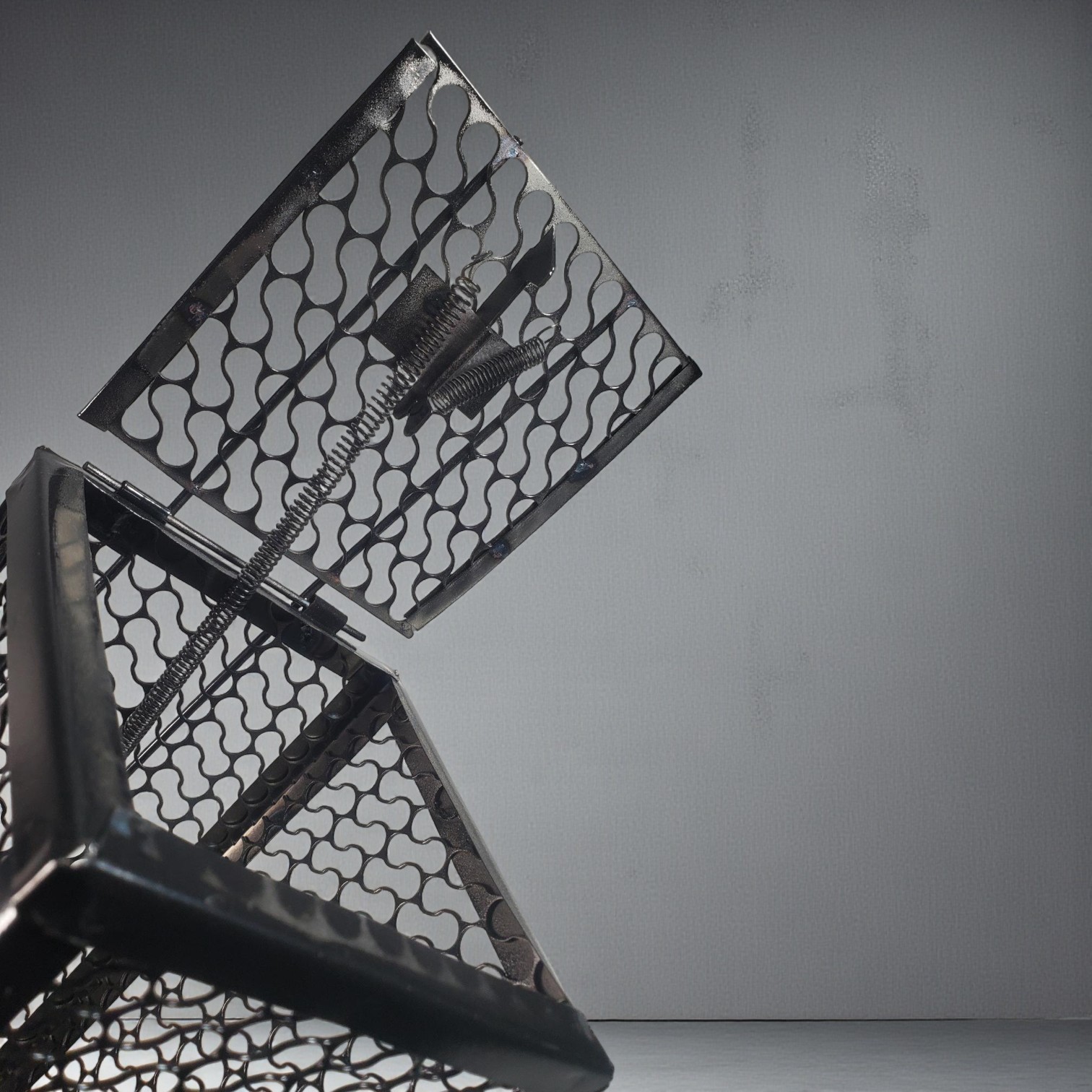 BAIT Jebakan Tikus Kandang Besi Automatic Mousetrap 23x11.5x11.5cm - B-23 Gambar produk BAIT Jebakan Tikus Kandang Besi Automatic Mousetrap 23x11.5x11.5cm - B-23