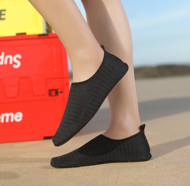 Snewvie Sepatu Yoga Fitness Water Sports Barefoot Aqua Shoes Quick Dry 40-41 - KK01 Gambar produk Snewvie Sepatu Yoga Fitness Water Sports Barefoot Aqua Shoes Quick Dry 40-41 - KK01