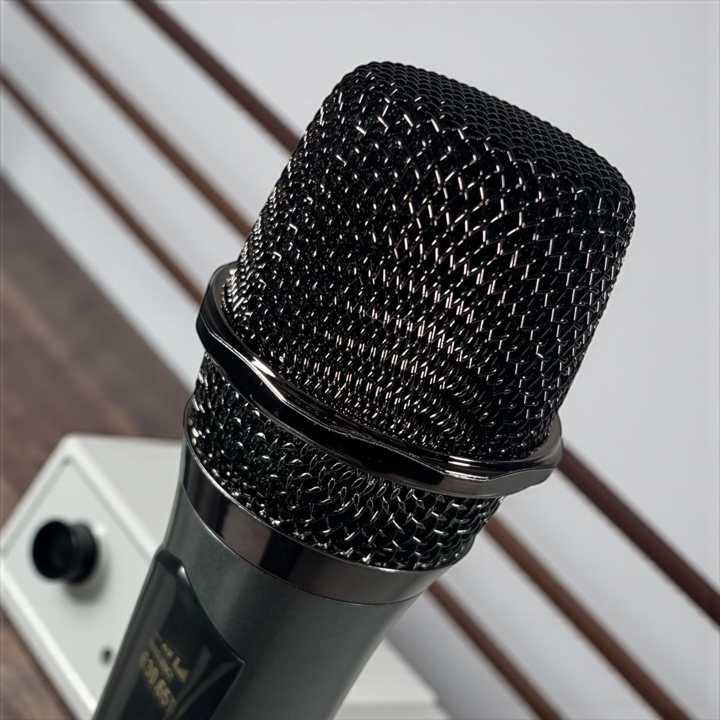 FMA Mikrofon Karaoke Wireless Cardioid Microphone 2.4GHz 800mAh - SU602 Gambar produk FMA Mikrofon Karaoke Wireless Cardioid Microphone 2.4GHz 800mAh - SU602