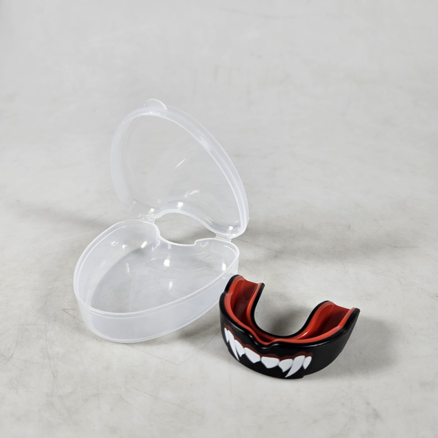 LINNHUE Pelindung Gigi Mulut Sport Mouthguard Gumshield Boxing - LH-57 Gambar produk LINNHUE Pelindung Gigi Mulut Sport Mouthguard Gumshield Boxing - LH-57