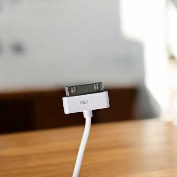 Gambar produk Apple Kabel Data 30 Pin Multifungsi for iPhone iPad iPod 1M - S-IPAD