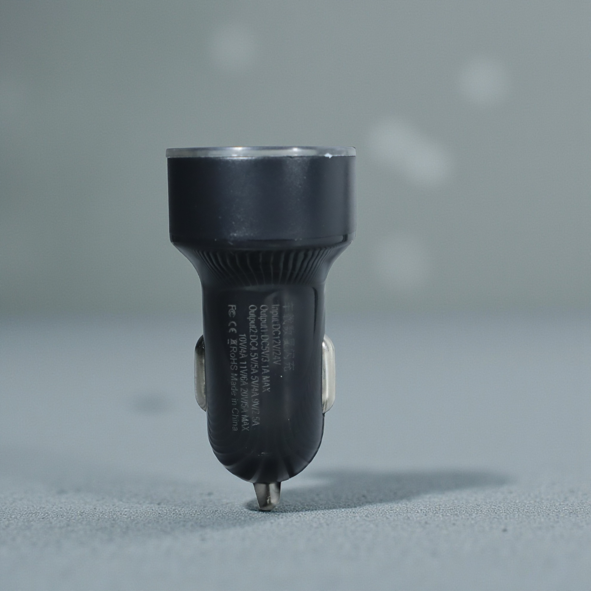 Gambar produk Leeioo Car Charger Mobil Fast Charging QC 3.0 LED Dual USB Port 3.1A - LE001