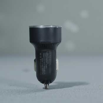 Gambar produk Leeioo Car Charger Mobil Fast Charging QC 3.0 LED Dual USB Port 3.1A - LE001