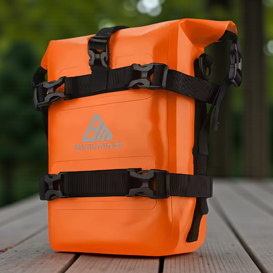 Blinkminds Tas Motor Touring Side Bumper Pannier Bag Waterproof 8L - BM07 Gambar produk Blinkminds Tas Motor Touring Side Bumper Pannier Bag Waterproof 8L - BM07