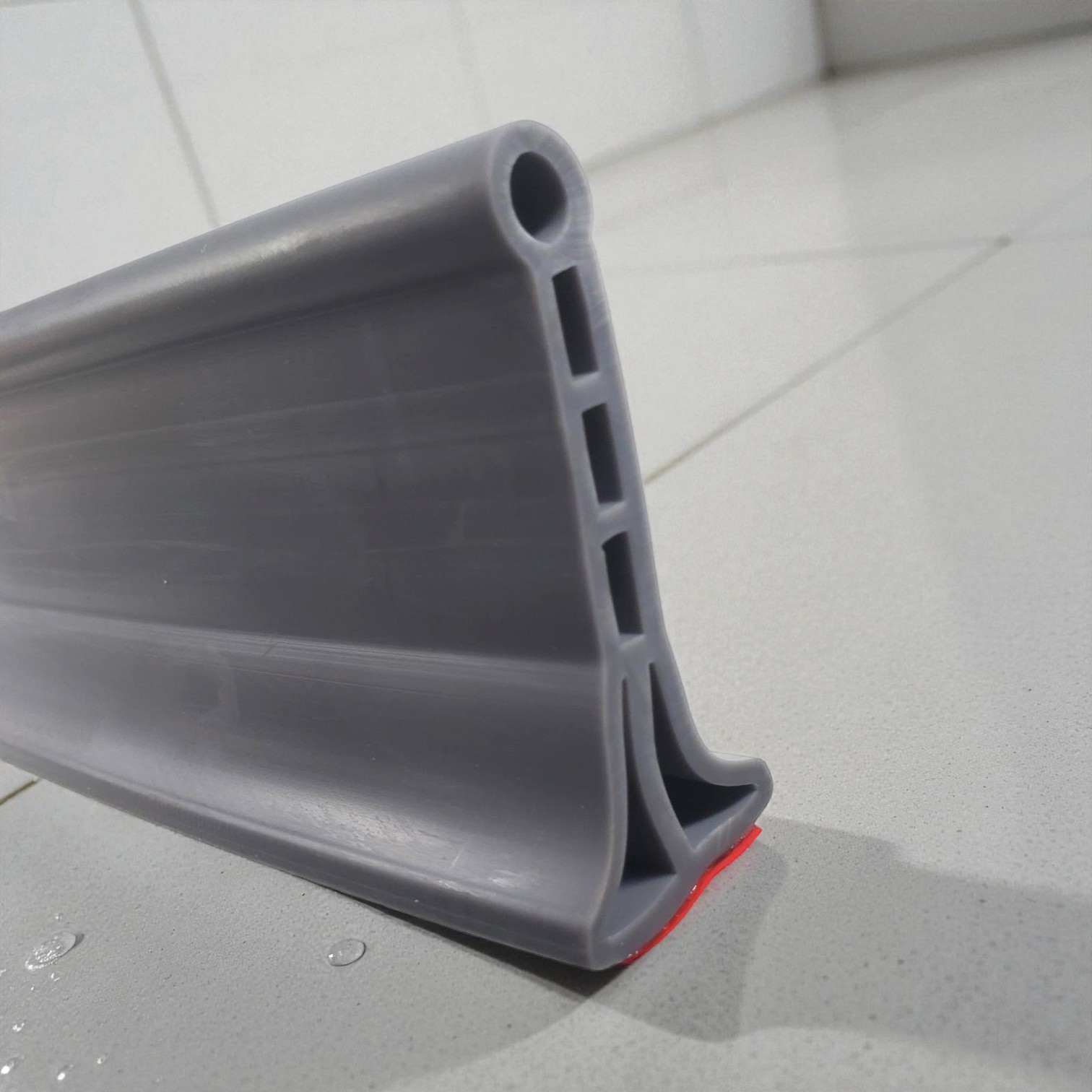 TaffHOME Water Stopper Bathroom Wastafel Karet Penahan Air 8cm 1M - LK8CM Gambar produk TaffHOME Water Stopper Bathroom Wastafel Karet Penahan Air 8cm 1M - LK8CM