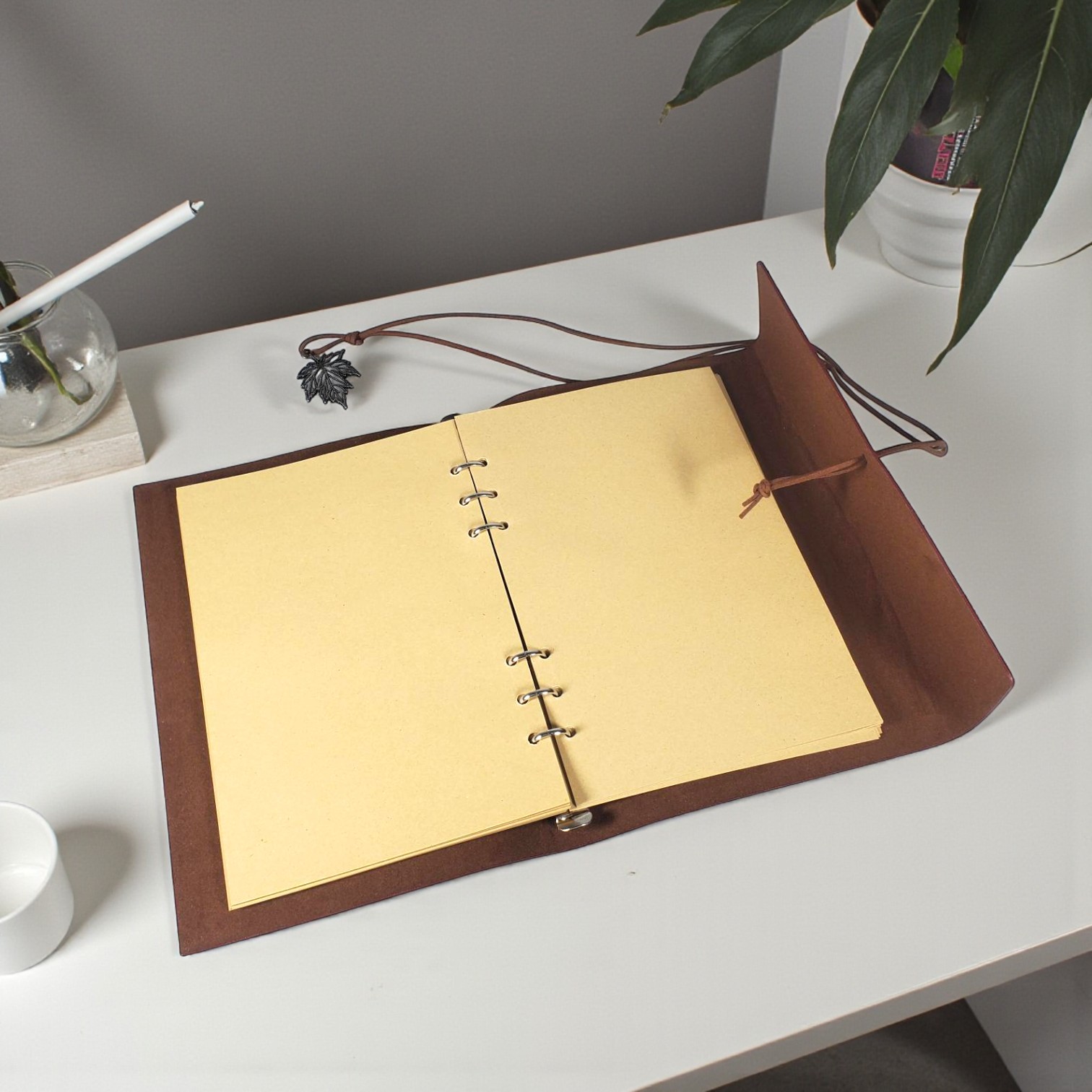 Toddi AIMEE Buku Catatan Binder Notebook Cover Kulit Vintage Maple A5 - AM-16 Gambar produk Toddi AIMEE Buku Catatan Binder Notebook Cover Kulit Vintage Maple A5 - AM-16