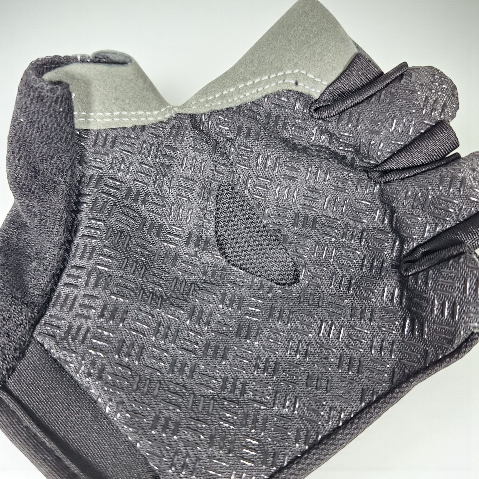 Gambar produk TaffSPORT Sarung Tangan Half Finger Sepeda Gym L - TSTS