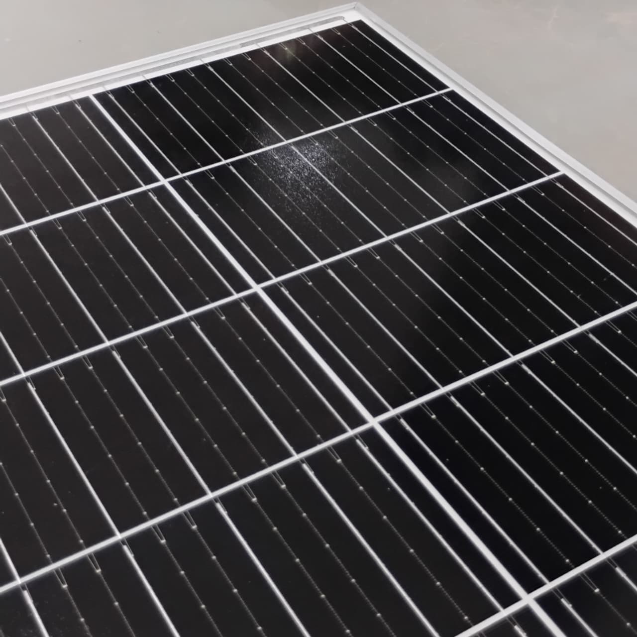 Gambar produk Yoda Lampu Sorot LED Outdoor COB Floodlight Solar Cool White 200W - HS-SL-002