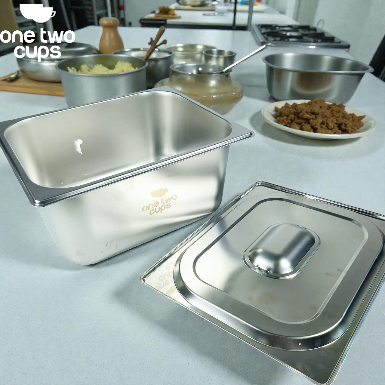 Gambar produk One Two Cups Food Pan Stainless Steel Wadah Makanan dengan Tutup 1/2x15cm - SP215