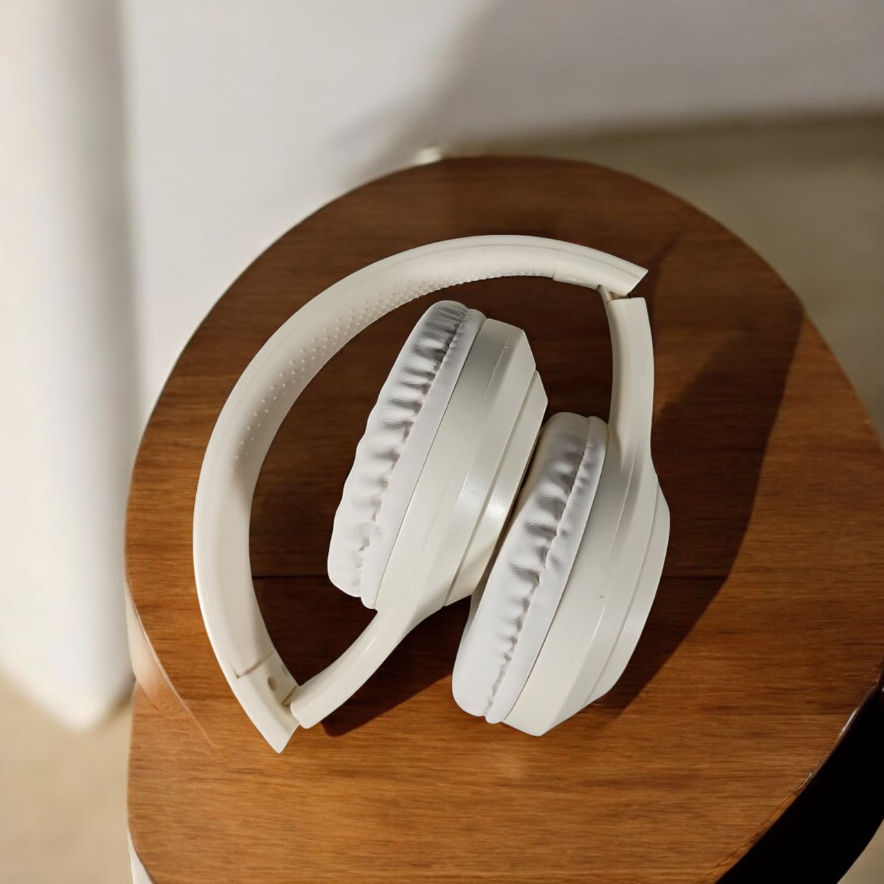 Gambar produk NEWSNR Headphone Foldable Bluetooth 5.1 Noise Reduction TF AUX 150mAh - DR-58