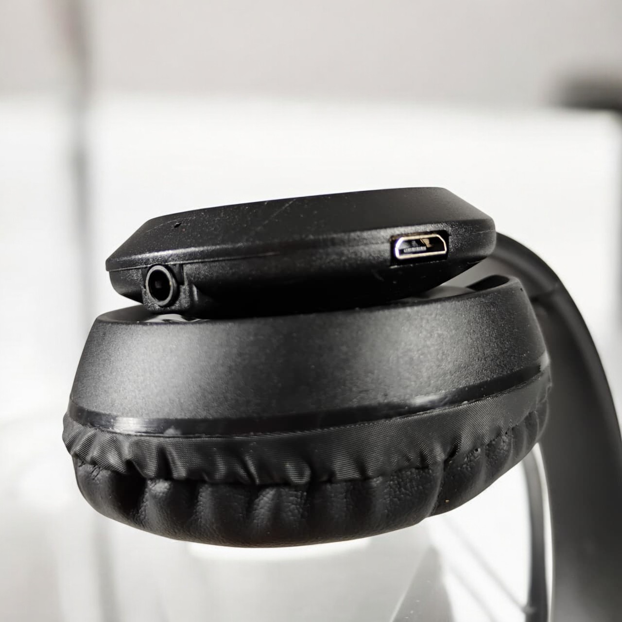 Gambar produk Briame Headphone Foldable Bluetooth 5.0 Noise Reduction TF AUX 150mAh - P47